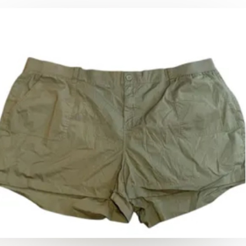 Torrid Size 26 Olive Green EUC Strtechy Waist